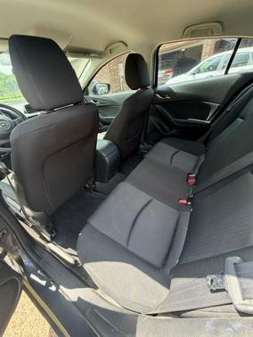 Gray 2014 Mazda Mazda3 i SV