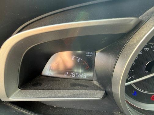 Gray 2014 Mazda Mazda3 i SV