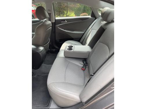 2011 Hyundai SONATA SE