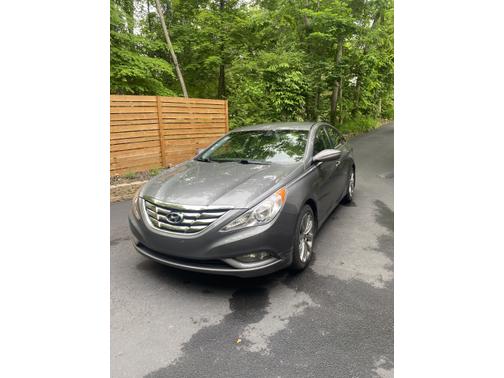 2011 Hyundai SONATA SE