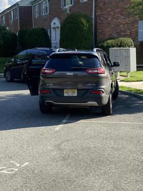 Gray 2014 Jeep Cherokee Limited