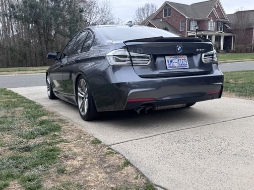 2017 BMW 330 i
