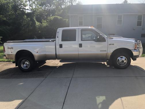 2001 Ford F-350 XLT Crew Cab Super Duty DRW