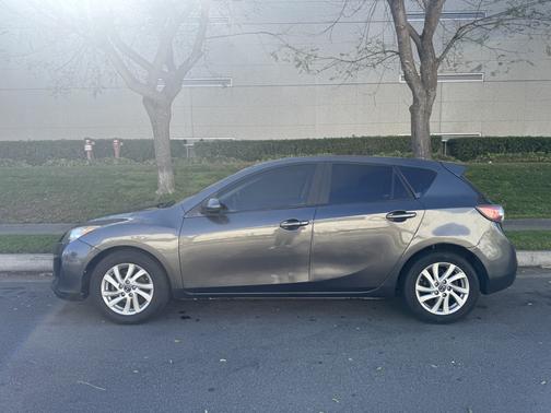 2013 Mazda Mazda3 i Touring