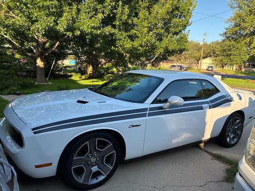 White 2013 Dodge Challenger R/T