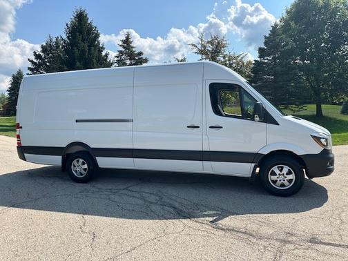 2016 Mercedes-Benz Sprinter 2500
