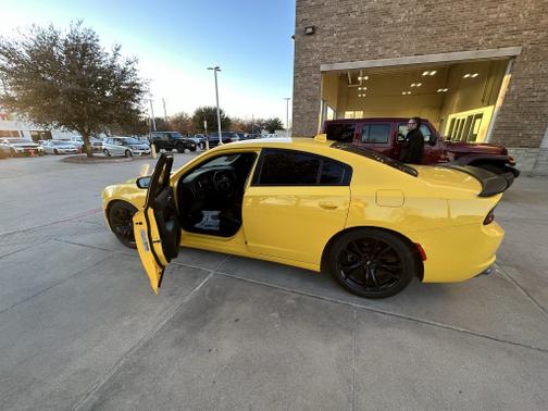 2017 Dodge Charger SXT
