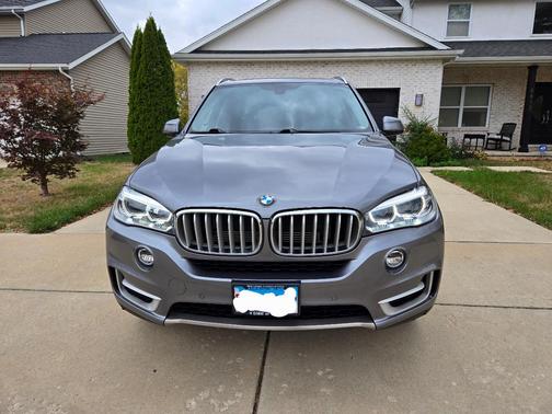 Gray 2016 BMW X5 eDrive xDrive40e