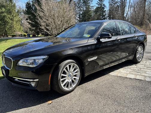 2013 BMW 750 i