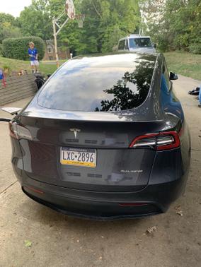 2023 Tesla Model Y AWD