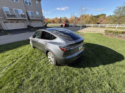 2023 Tesla Model Y AWD