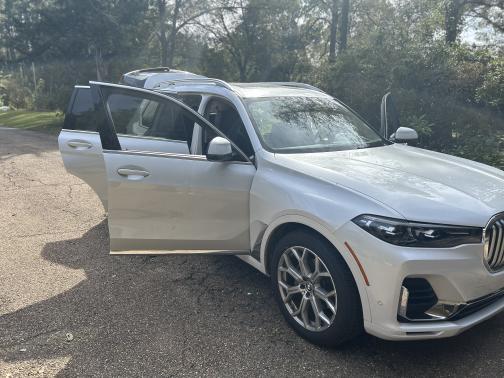 2022 BMW X7 xDrive40i