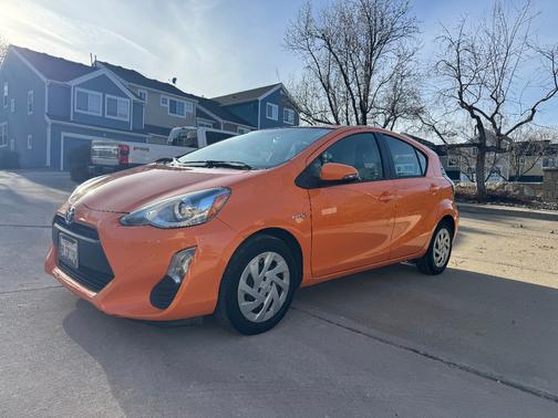 2016 Toyota Prius c One