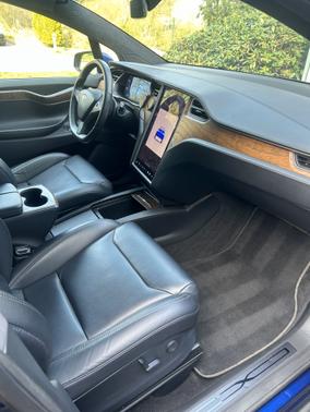 2019 Tesla Model X 75D