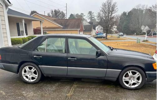 1993 Mercedes-Benz E-Class 300E