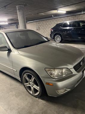 Gray 2002 Lexus IS 300 Base
