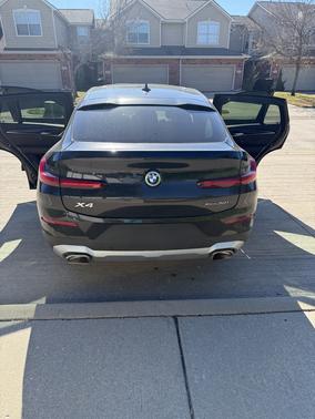 2022 BMW X4 xDrive30i