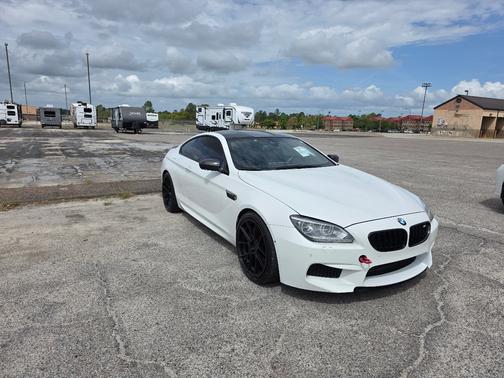 White 2014 BMW M6 Base