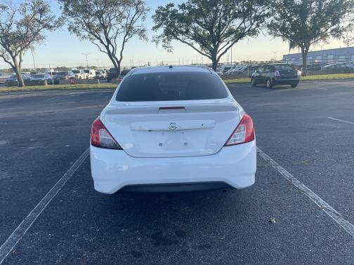 2019 Nissan Versa 1.6 SV