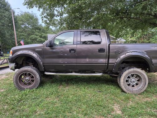 2005 Ford F-150 XLT Crew Cab
