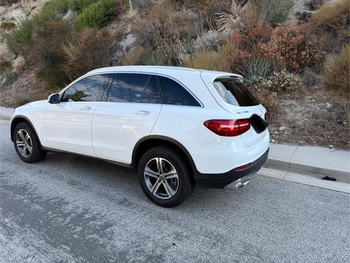 2017 Mercedes-Benz GLC 300 Base