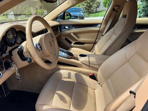Blue 2012 Porsche Panamera Panamera 4