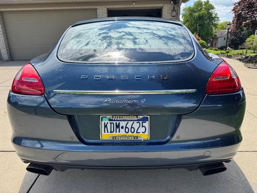 Blue 2012 Porsche Panamera Panamera 4