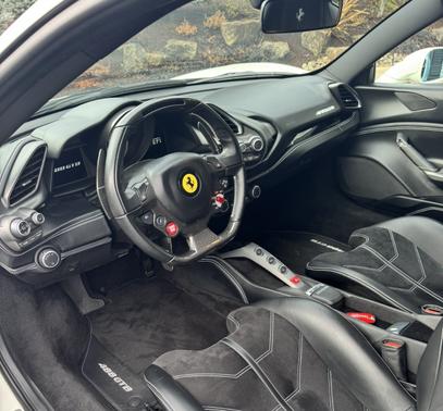 White 2019 Ferrari 488 GTB Base