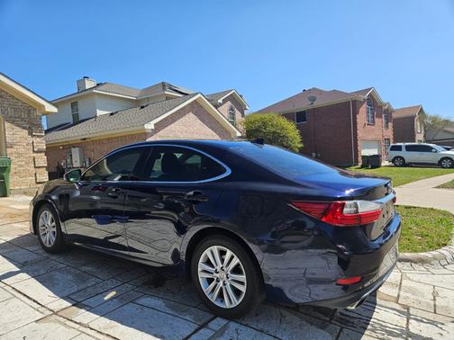 Blue 2017 Lexus ES 350 Base