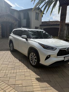 2021 Toyota Highlander Hybrid Limited