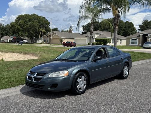 Green 2006 Dodge Stratus SXT
