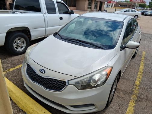 Beige 2015 Kia Forte LX