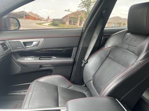 2014 Jaguar XF R