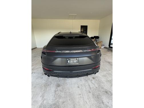 2022 Lamborghini Urus Graphite Capsule