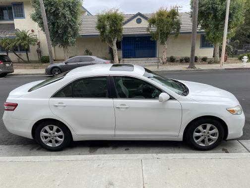 2011 Toyota Camry LE