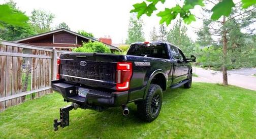 Blue 2022 Ford F-250 Lariat