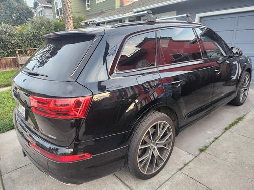 Black 2017 Audi Q7 2.0T Premium Plus