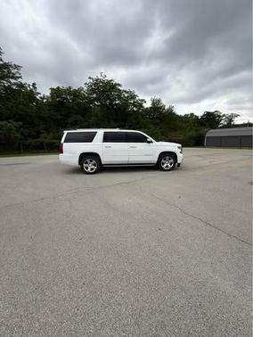White 2017 Chevrolet Suburban Premier