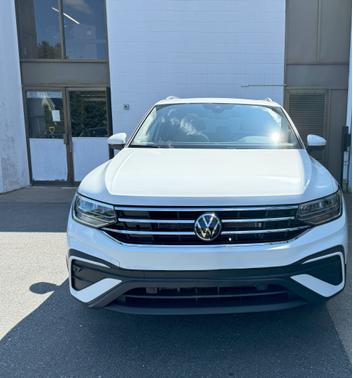 2024 Volkswagen Tiguan 2.0T SE 4MOTION