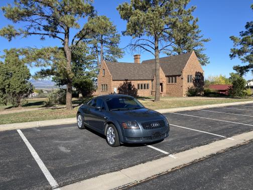 2005 Audi TT 1.8T quattro