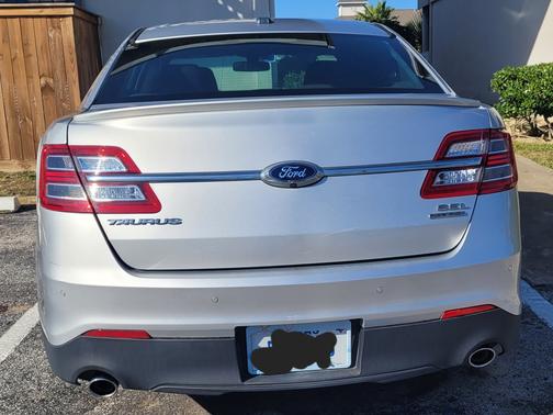 2016 Ford Taurus SEL