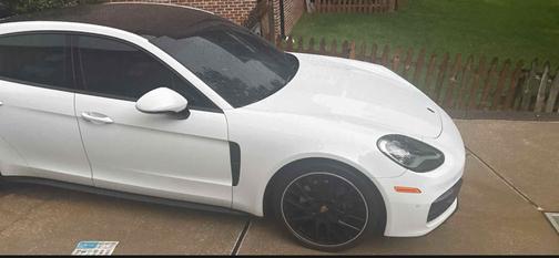 2021 Porsche Panamera Panamera