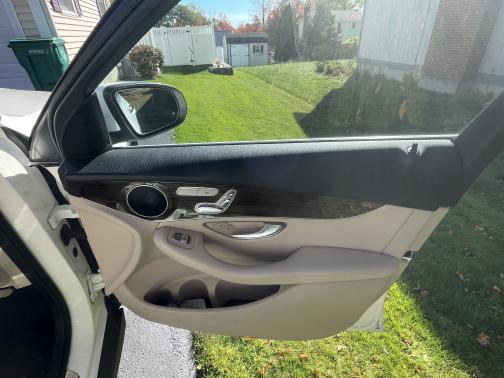 2017 Mercedes-Benz GLC 300 4MATIC