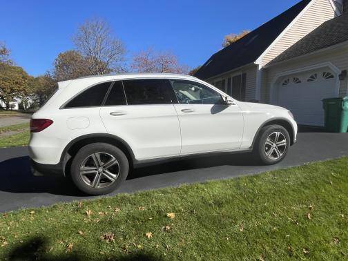2017 Mercedes-Benz GLC 300 4MATIC