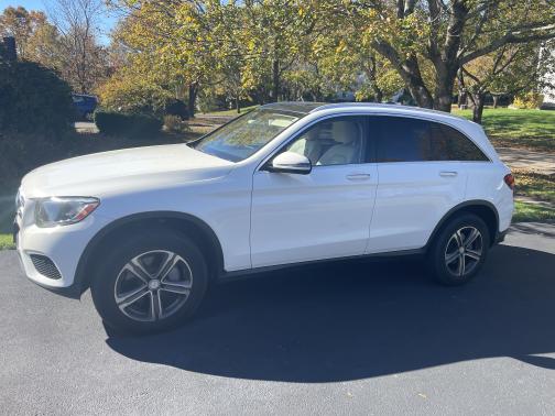 2017 Mercedes-Benz GLC 300 4MATIC