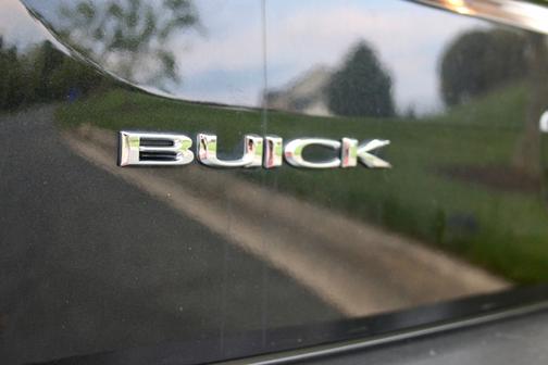 Photo 5 of 27 of 2015 Buick Encore Convenience