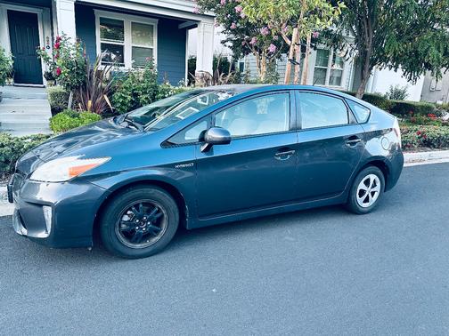 2013 Toyota Prius Four