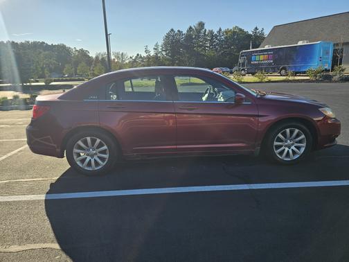 2011 Chrysler 200 Touring