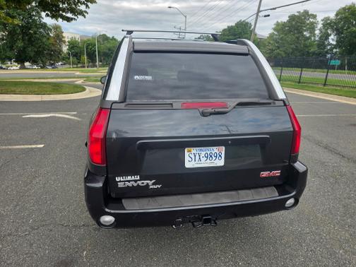 Gray 2004 GMC Envoy XUV SLT