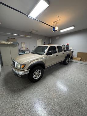 2004 Toyota Tacoma PreRunner Double Cab